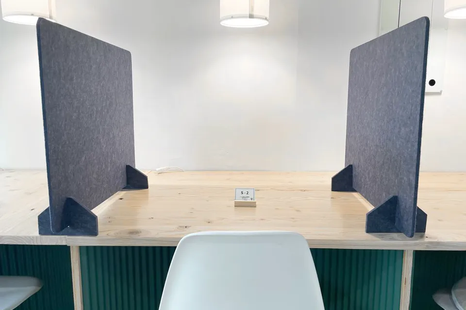 オープンデスク席